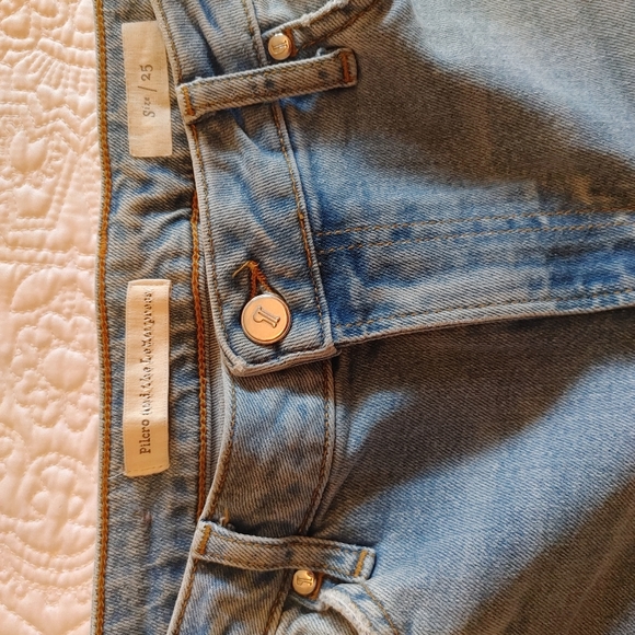 Pilcro by Anthropologie embroidered cropped jeans - Picture 3 of 5